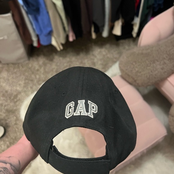 Yeezy/Gap hat - Picture 3 of 4